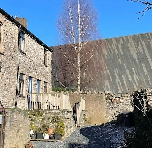 Number Three, Yard 12 Ferienhaus Kendal